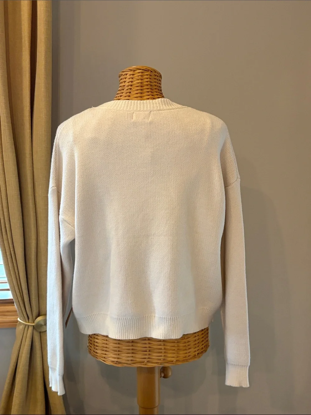 Cream Knit Sweater with Brown Tabby Cat Motif - M/L. Dreamers by debut